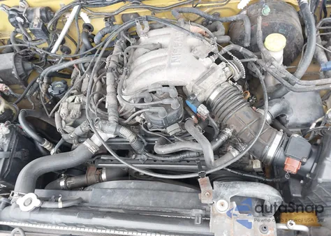 2001 Nissan Frontier Xe-V6 from USA, damaged, VIN 1N6ED27T21C372541